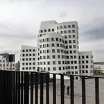 Sleep Inn Medienhafen Suites