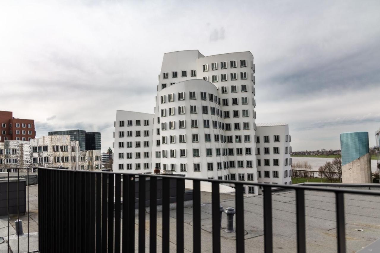 Sleep Medienhafen * Dusseldorf