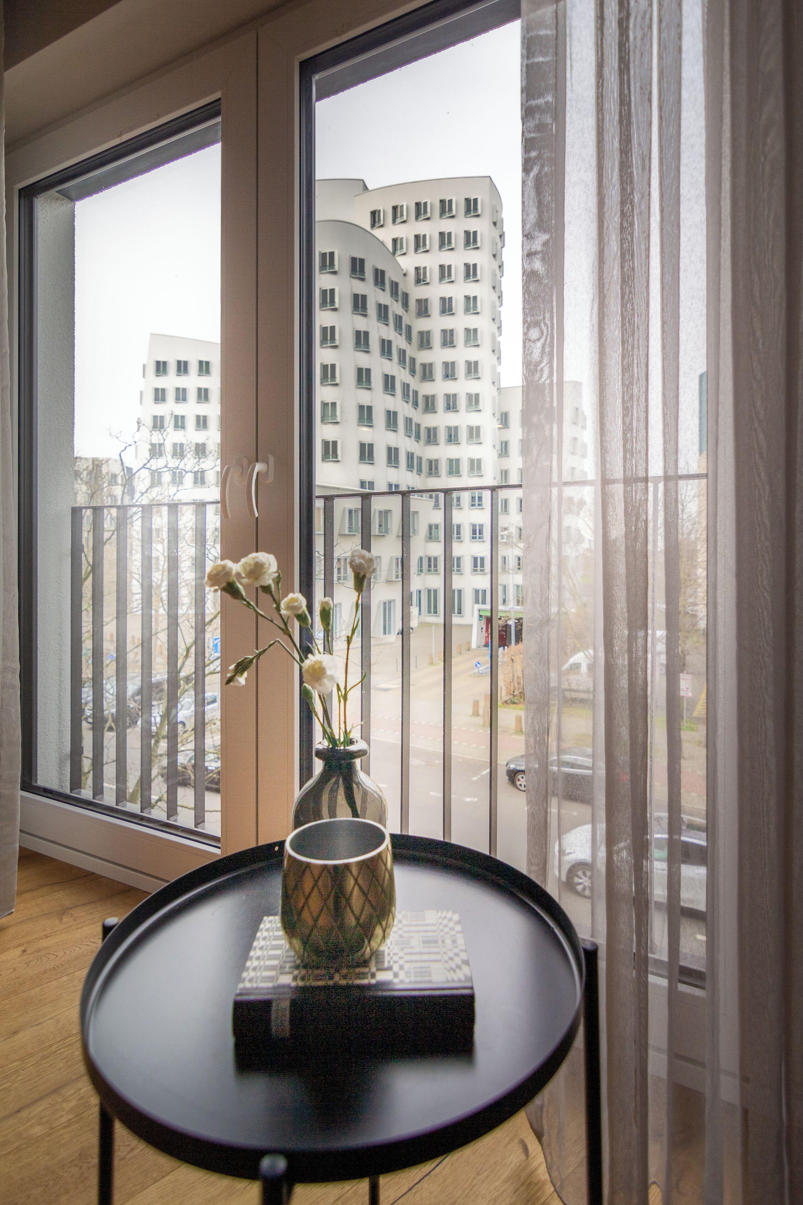 Sleep Medienhafen * Dusseldorf